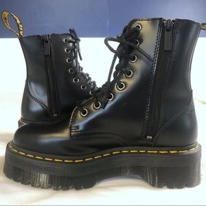 NWOT Dr. Martens Jadon Black Size US 7